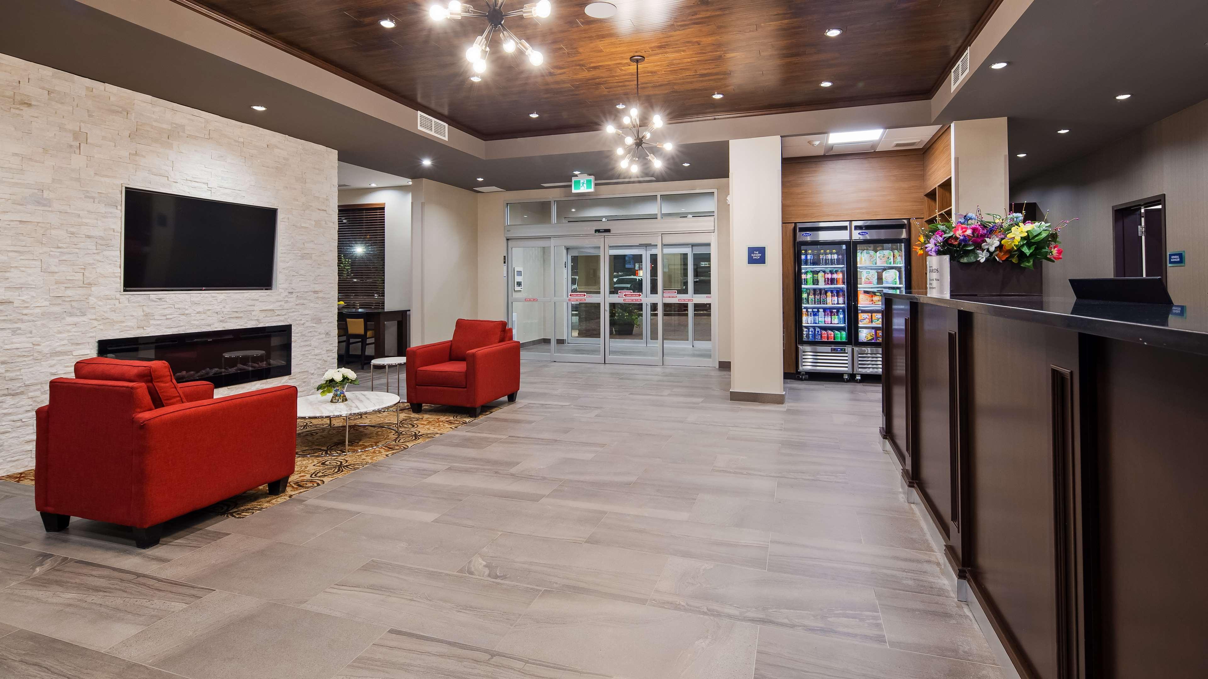 Best Western Plus Hinton Inn & Suites Exterior foto