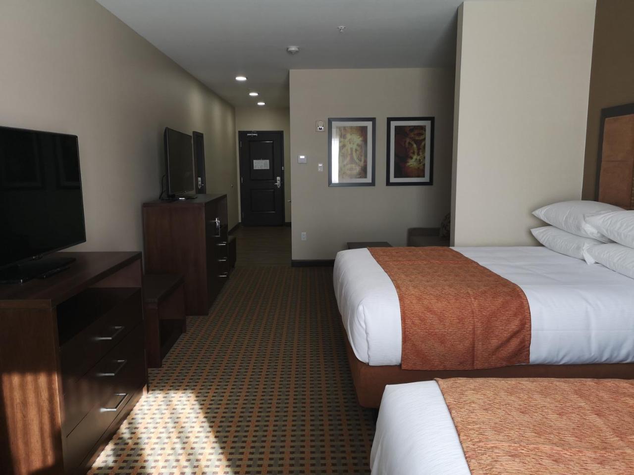 Best Western Plus Hinton Inn & Suites Exterior foto